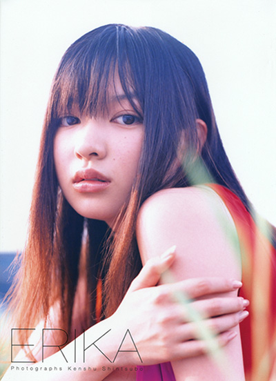 森絵梨佳　水着 森絵梨佳写真集『ERIKA』｜ワニブックスオフィシャルサイト